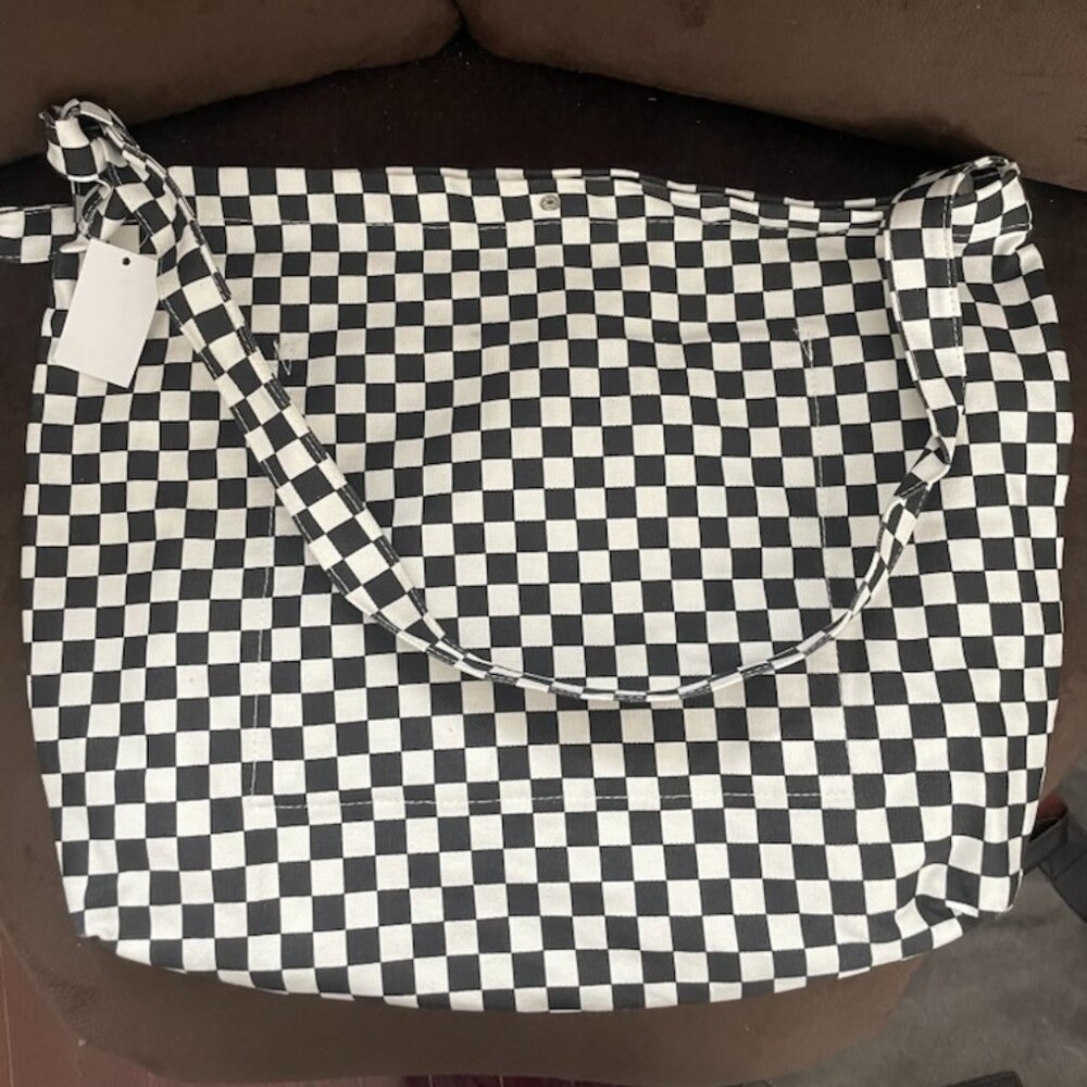 Women's tote bag with strap